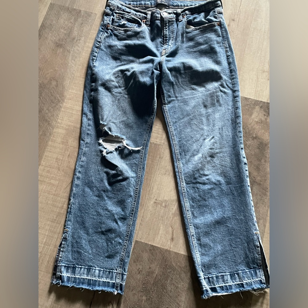 Gap 90’s loose Classic Blue Distressed Women Jeans